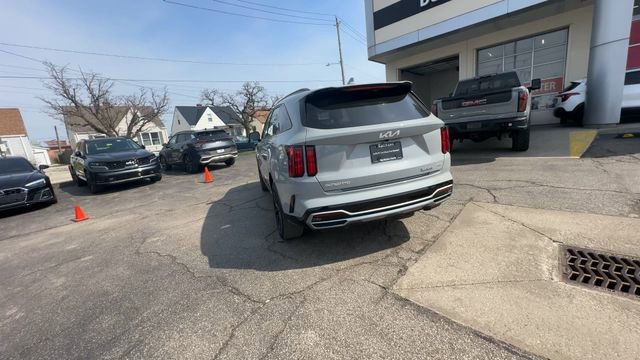 Certified 2023 Kia Sorento SX image 8