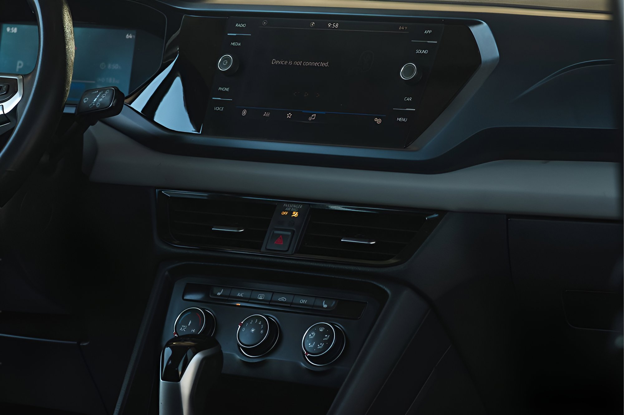 Used 2022 Volkswagen Taos SE FWD image 26