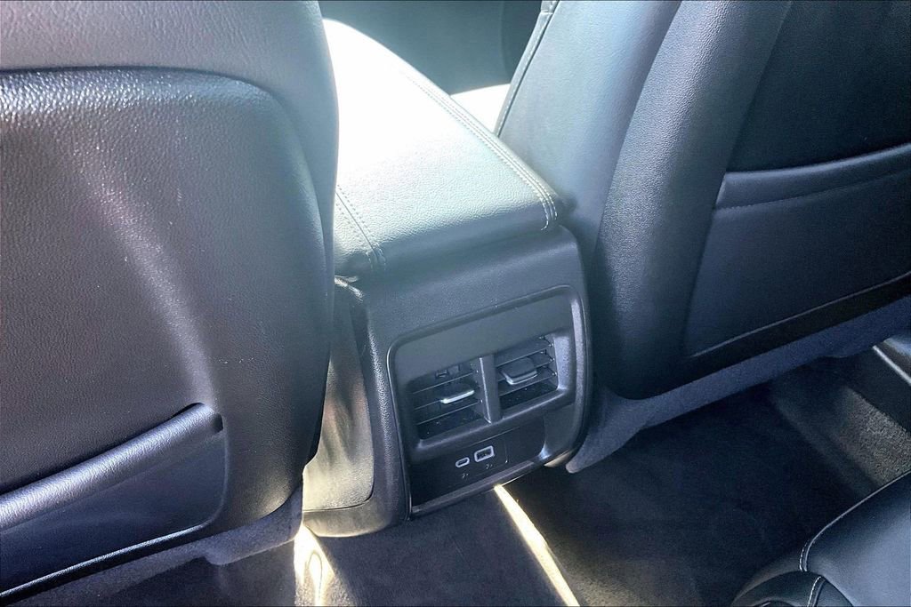 Certified 2025 Cadillac XT4 Premium Luxury image 10