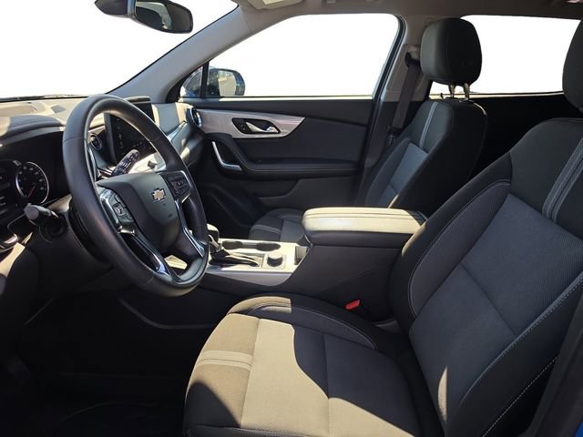 Used 2024 Chevrolet Blazer LT w/ Convenience Package FWD image 9