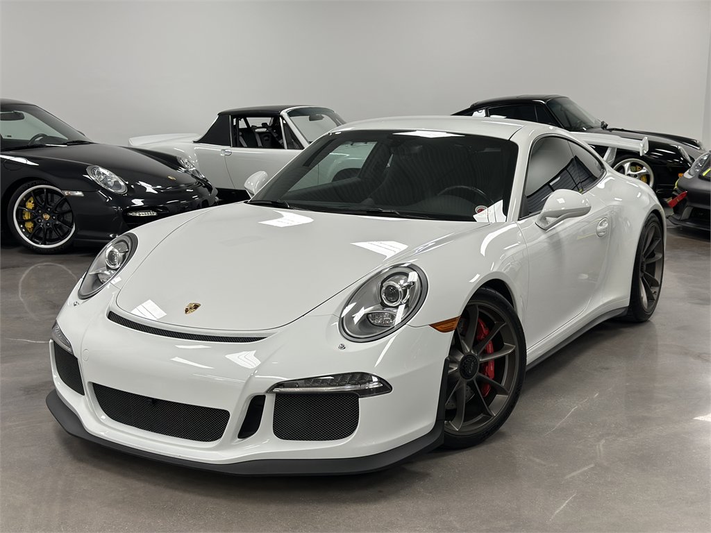 Used 2015 Porsche 911 GT3 RWD image 1