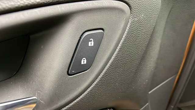 Certified 2024 Buick Encore GX Preferred w/ Comfort Package image 9