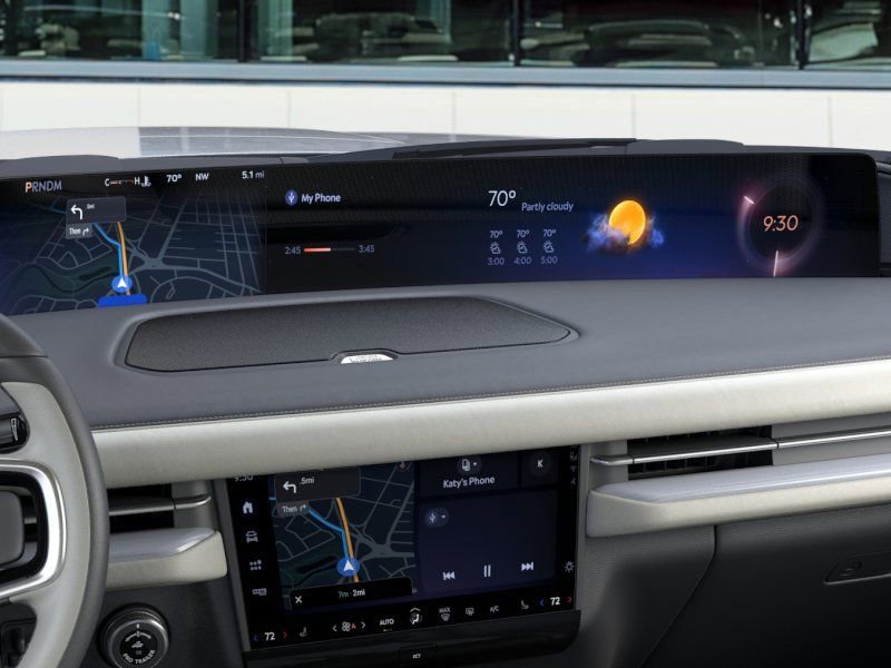 New 2026 Lincoln Navigator L Premier AWD/4WD image 14