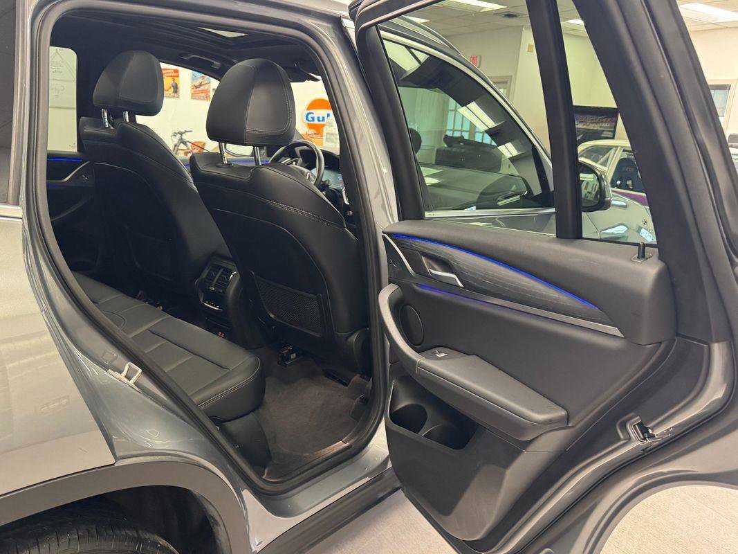 Used 2024 BMW X3 xDrive30i AWD/4WD image 22