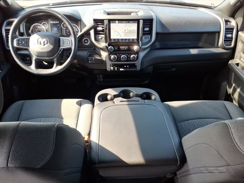 Used 2024 RAM 3500 Tradesman w/ Chrome Appearance Group image 12