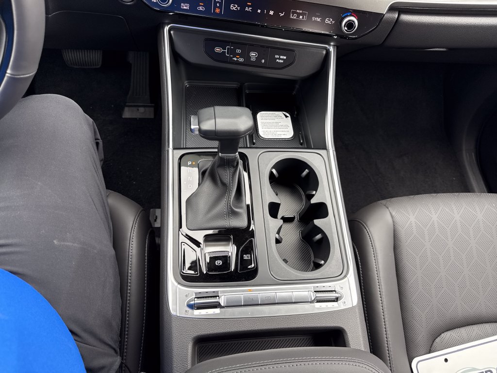 New 2027 Kia Carnival SX FWD image 22