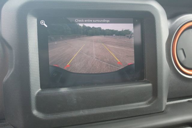 Used 2021 Jeep Gladiator Mojave w/ LED Lighting Group image 19