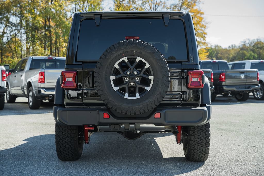 New 2025 Jeep Wrangler Unlimited Rubicon w/ Convenience Group AWD/4WD image 5