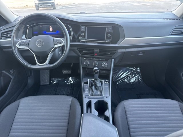 Used 2024 Volkswagen Jetta S image 15