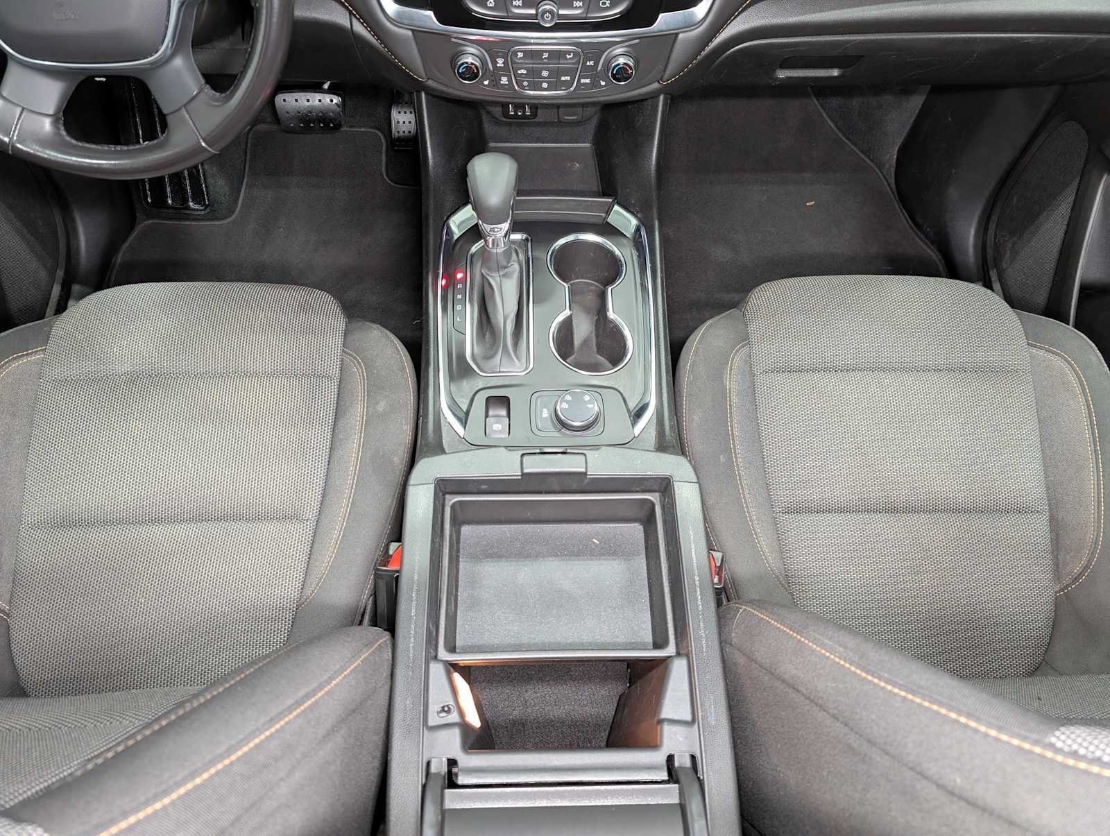 Used 2021 Chevrolet Traverse LT AWD/4WD image 19