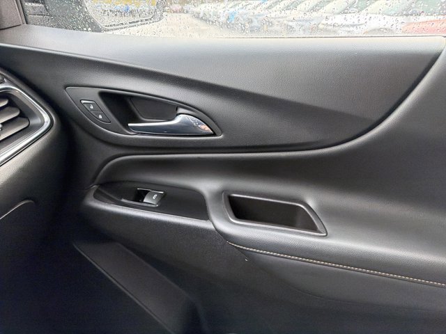 Used 2022 Chevrolet Equinox Premier w/ LPO, Floor Liner Package image 24