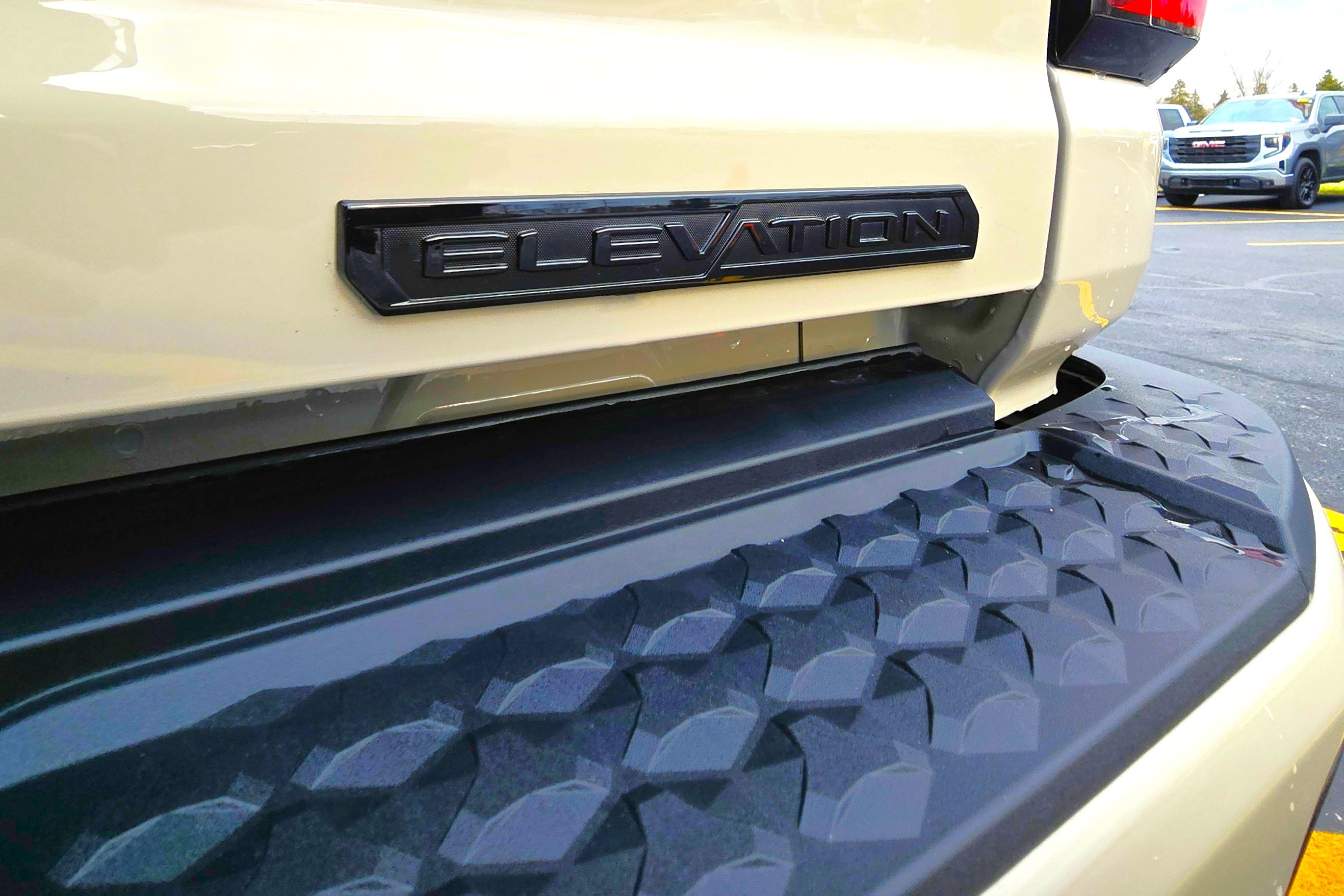 New 2026 GMC Canyon Elevation w/ Convenience Package image 30