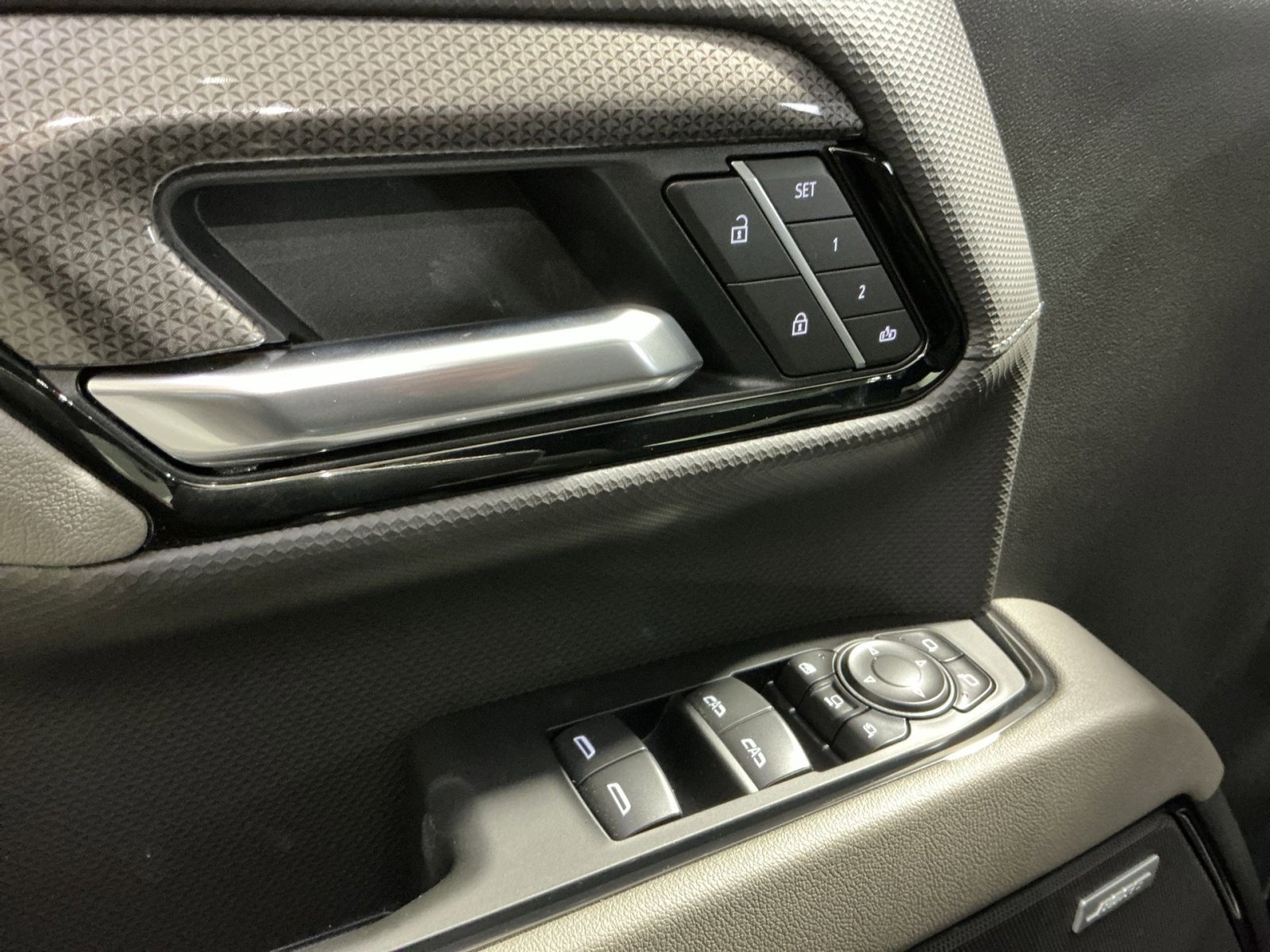 New 2026 Chevrolet Silverado 2500 ZR2 w/ ZR2 Bison Edition image 23