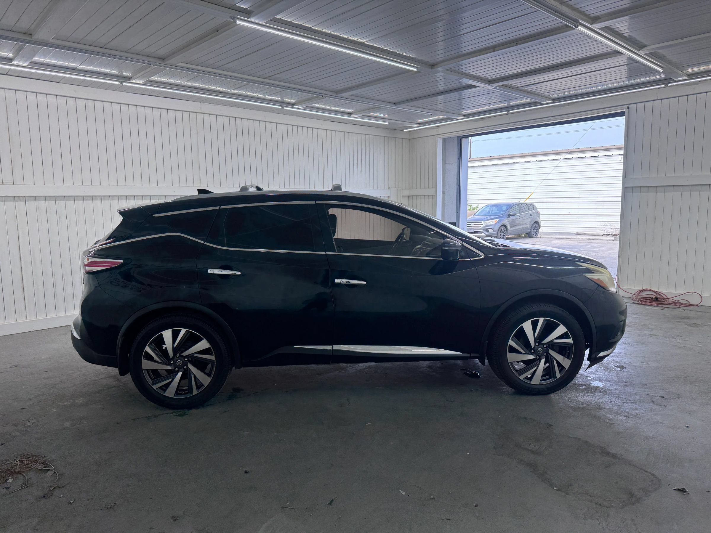 Used 2017 Nissan Murano Platinum w/ Platinum Technology Package AWD/4WD image 4