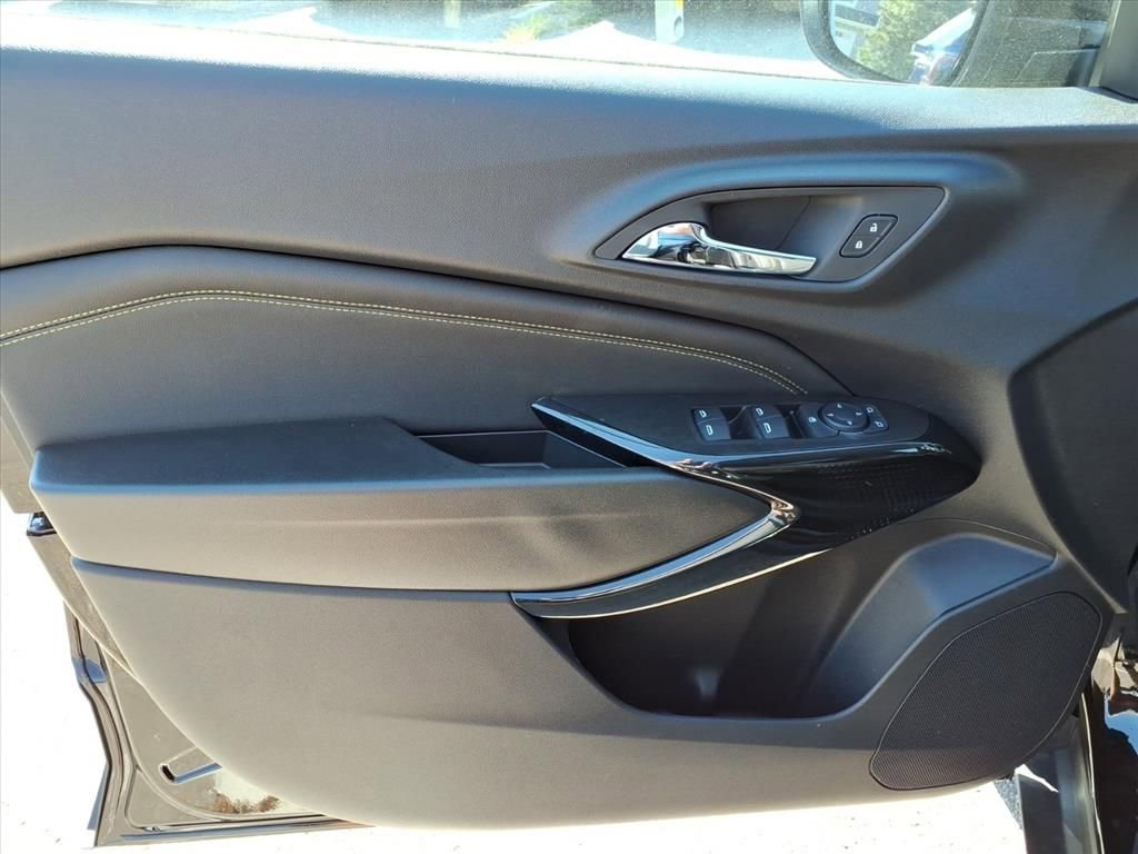 New 2025 Chevrolet Trax ACTIV w/ Driver Confidence Package image 12