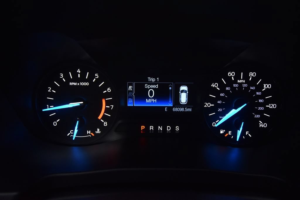 Used 2019 Ford Explorer XLT AWD/4WD image 14