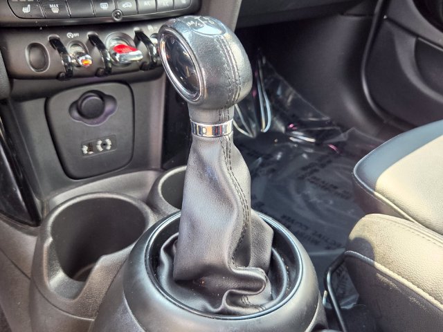 Used 2018 MINI Cooper S FWD image 18