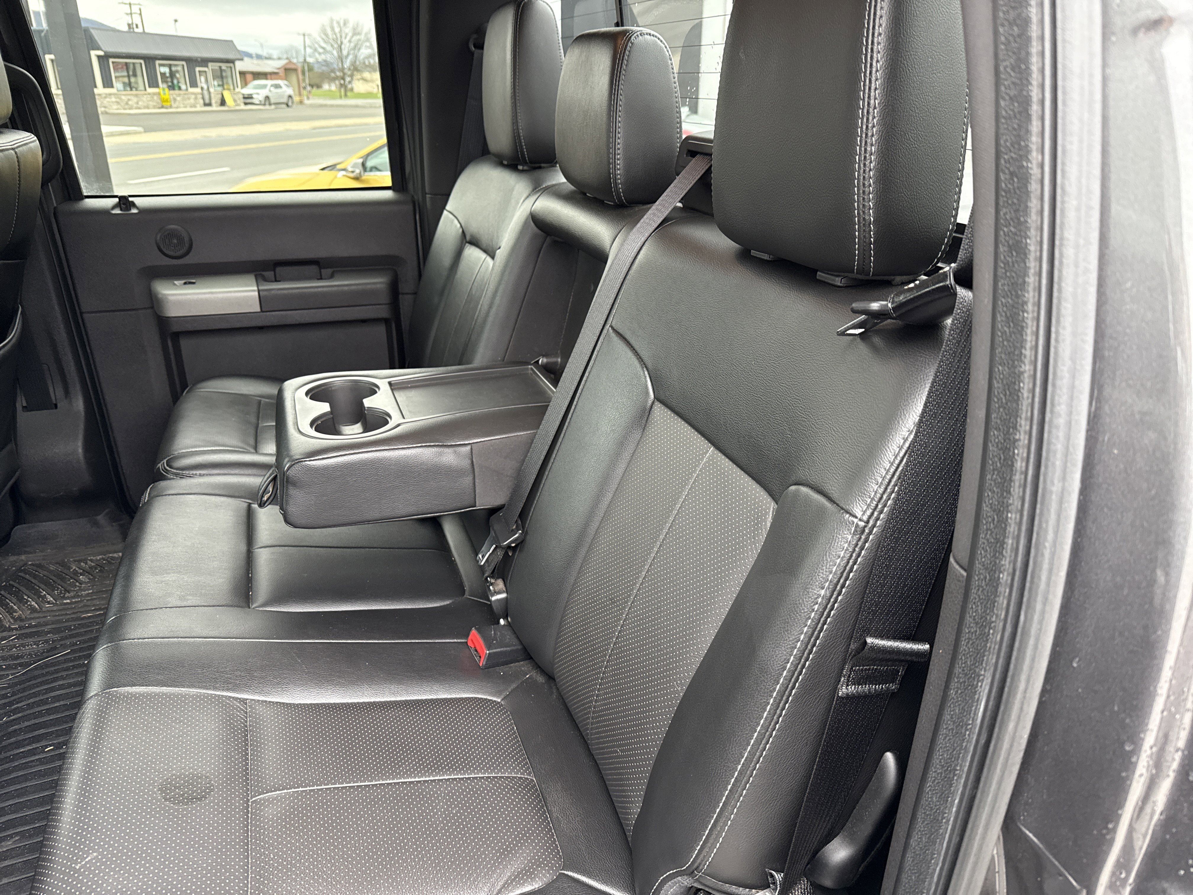 Used 2015 Ford F250 Lariat w/ Chrome Package image 13