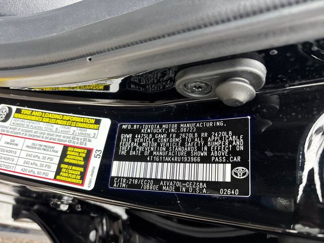 Used 2024 Toyota Camry SE image 35