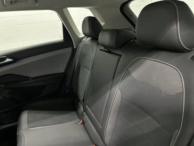 Used 2024 Volkswagen Taos SE FWD image 14