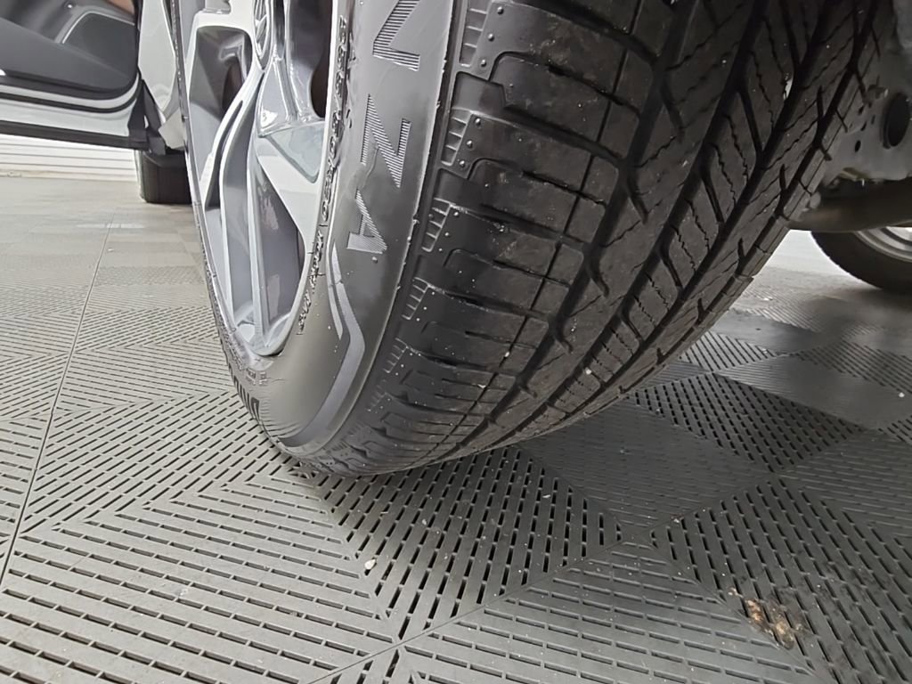 Used 2023 Acura MDX FWD w/ Technology Package image 46