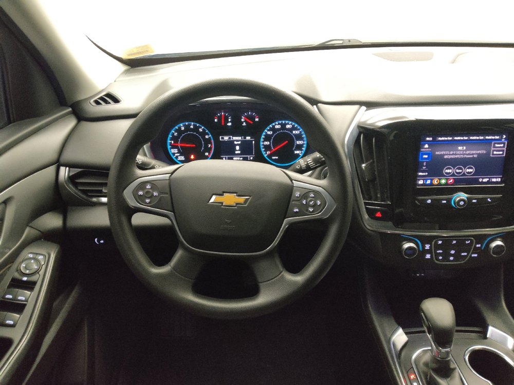 Used 2021 Chevrolet Traverse LS FWD image 22