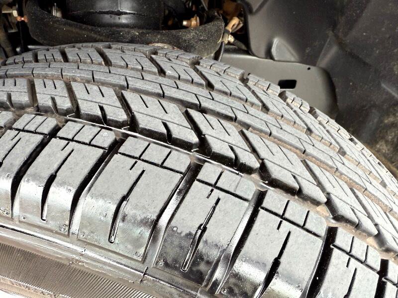 Used 2018 RAM 1500 Classic SLT image 3