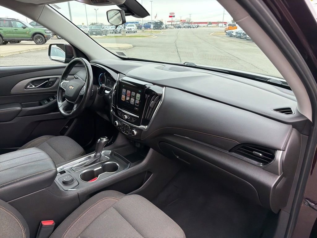 Used 2018 Chevrolet Traverse LT image 22