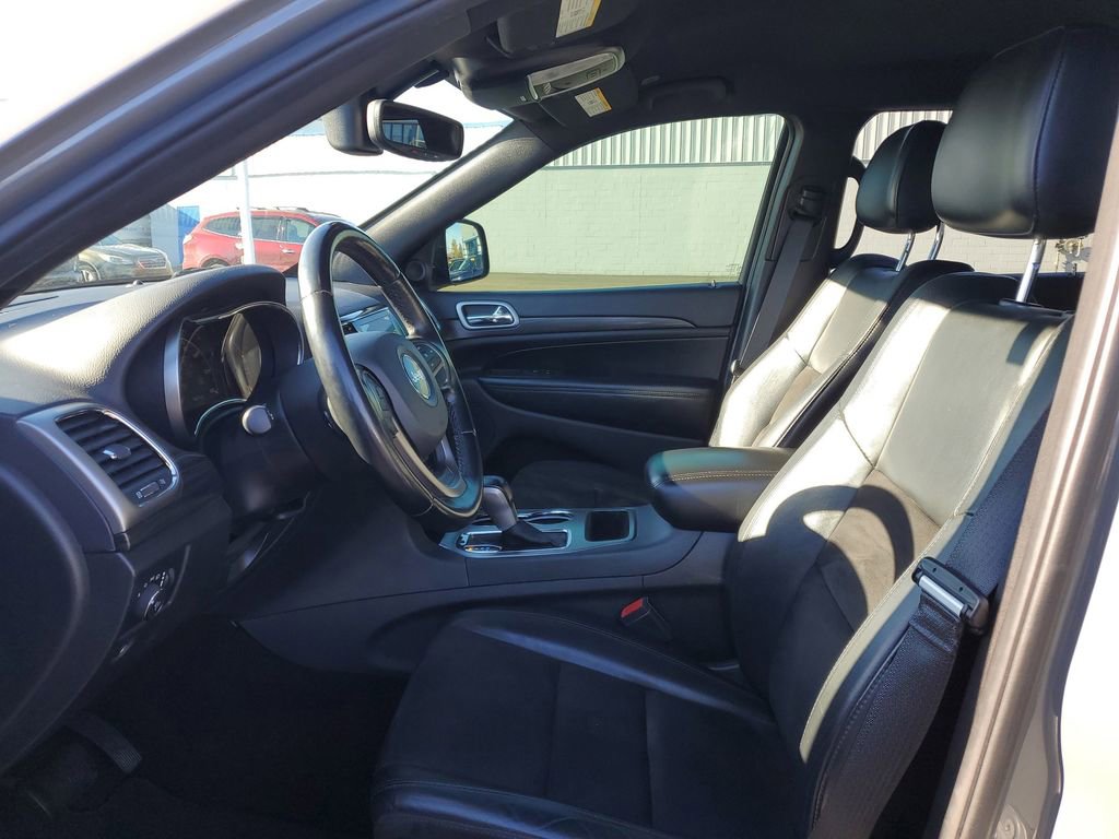 Used 2020 Jeep Grand Cherokee Altitude image 5