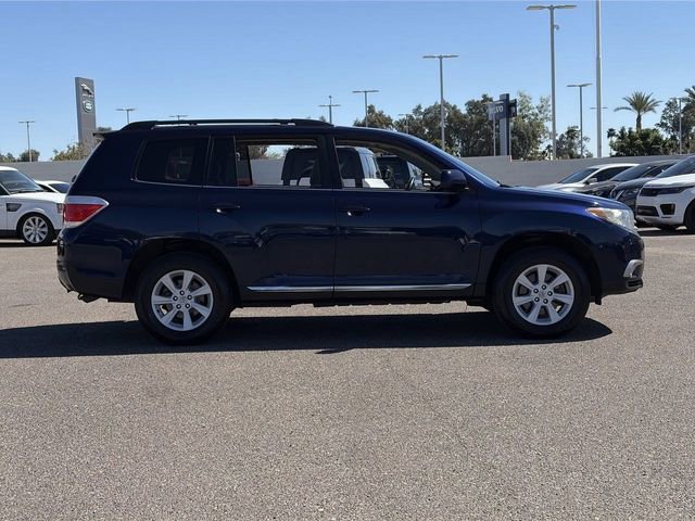 Used 2012 Toyota Highlander FWD w/ Tech Pkg image 5