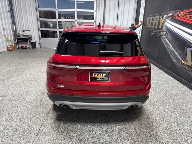 Used 2025 Lincoln Corsair AWD image 16