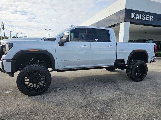 New 2026 GMC Sierra 2500 Denali Ultimate image 2