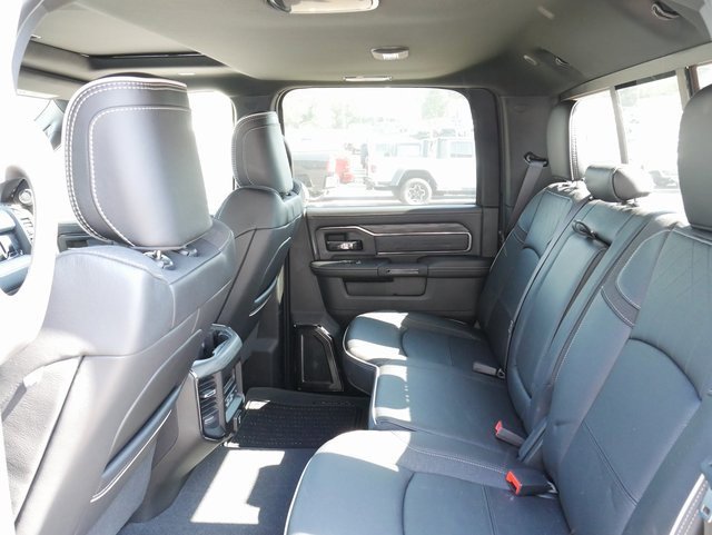 Used 2025 RAM 3500 Limited image 18