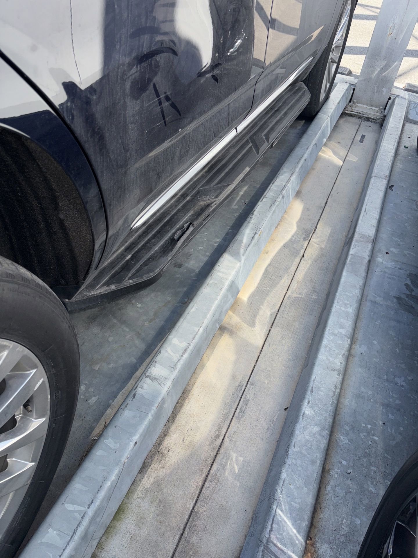 Used 2022 Cadillac Escalade Premium Luxury image 15