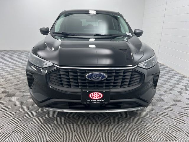 Used 2023 Ford Escape Active w/ Tech Pack #1 image 3