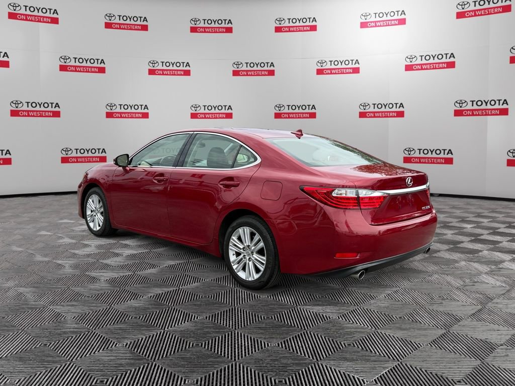 Used 2014 Lexus ES 350 w/ Premium Package FWD image 5