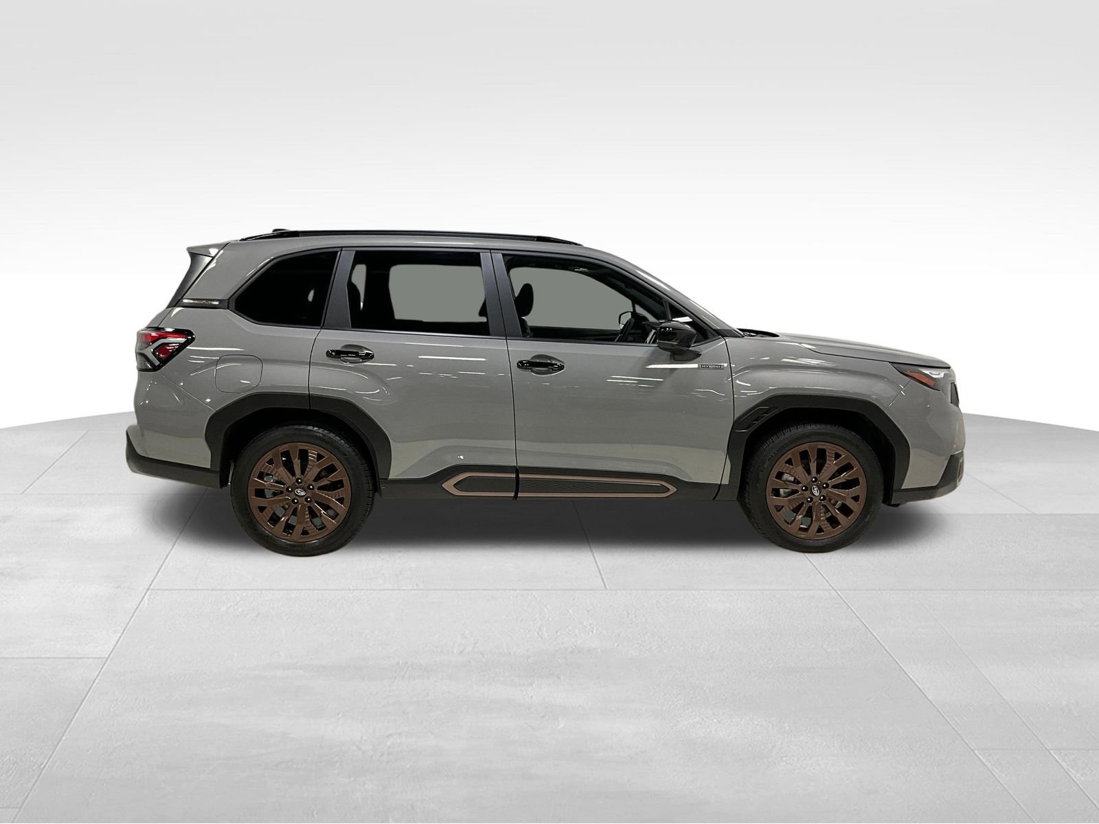 Used 2025 Subaru Forester Sport image 3