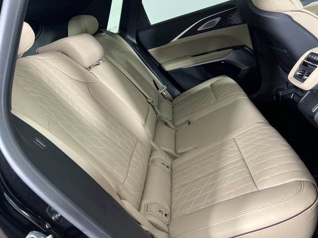 Used 2026 Cadillac Lyriq Signature Luxury w/ Nappa Leather Package AWD/4WD image 27