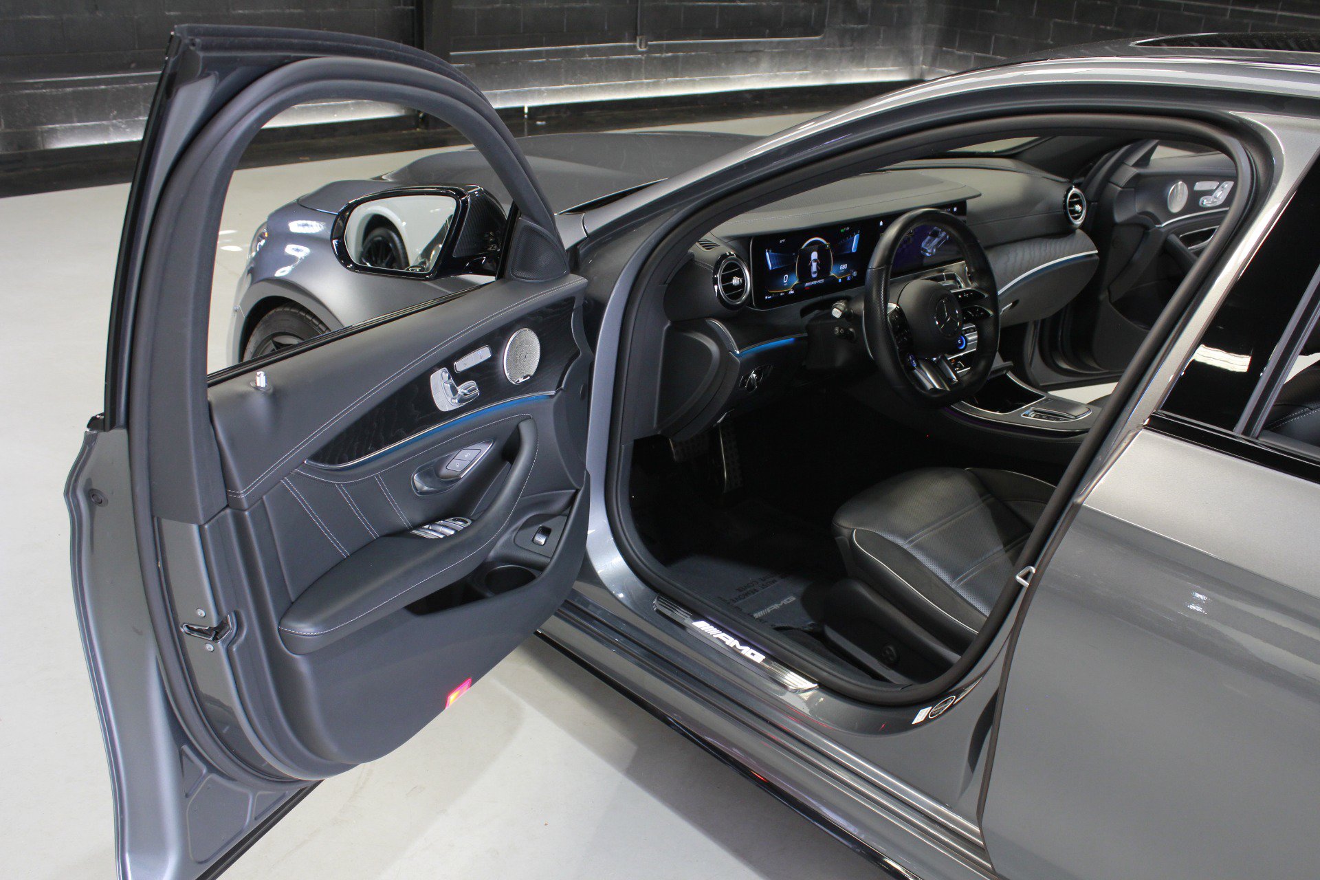 Used 2021 Mercedes-Benz E 63 AMG S image 35