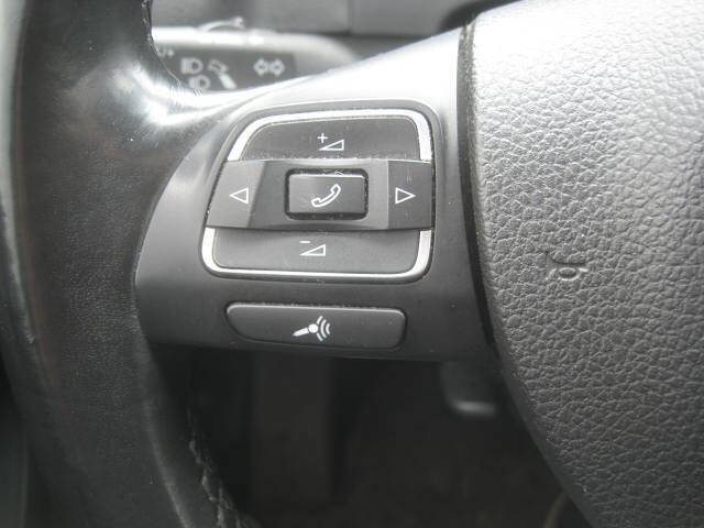 Used 2016 Volkswagen Tiguan S image 28