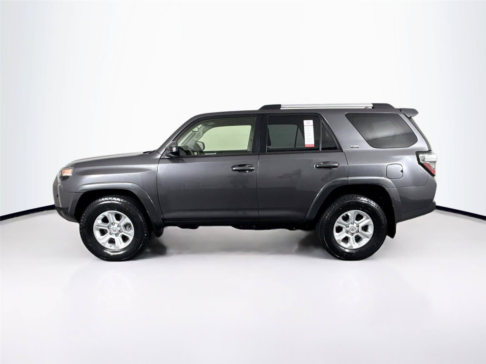 Used 2021 Toyota 4Runner SR5 AWD/4WD image 12