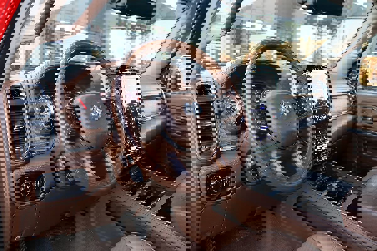 Used 2020 RAM 3500 Limited image 15