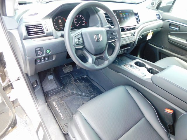 New 2025 Honda Ridgeline RTL image 18