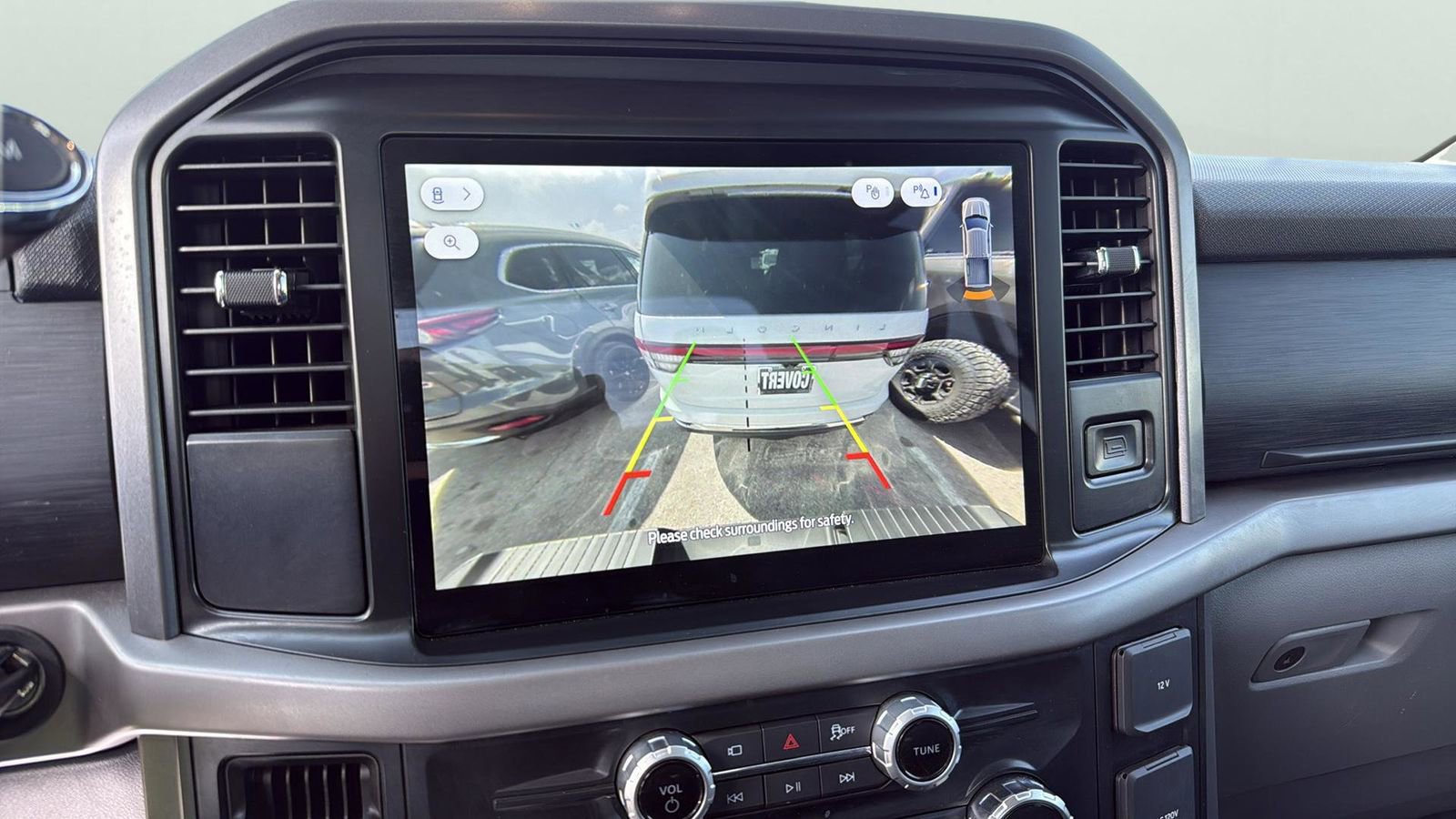 Used 2025 Ford F150 XLT w/ Equipment Group 301A Standard image 19