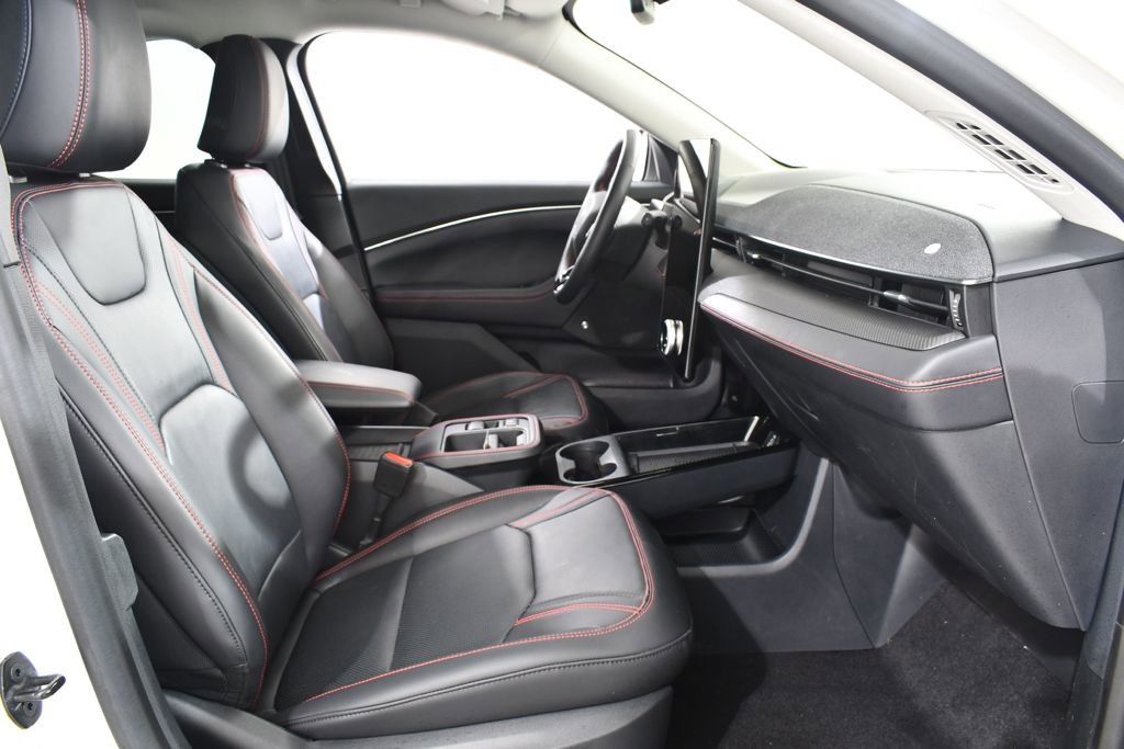 Used 2025 Ford Mustang Mach-E Premium w/ Sport Appearance Package AWD/4WD image 10