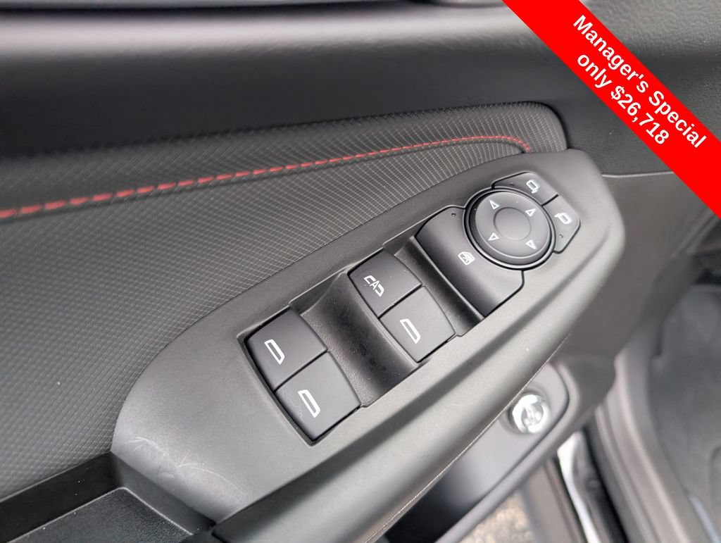 Used 2025 Chevrolet TrailBlazer RS w/ Convenience Package AWD/4WD image 15