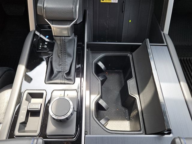 Used 2023 Toyota Tundra Platinum AWD/4WD image 11