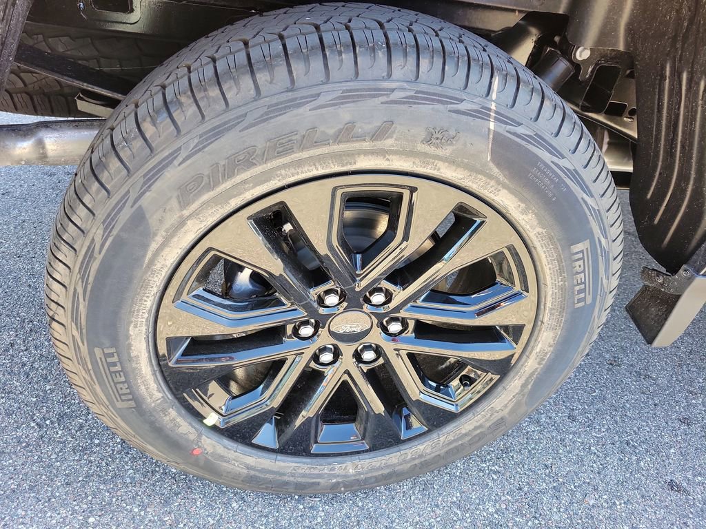 New 2026 Ford F150 XLT w/ Equipment Group 302A MID AWD/4WD image 6