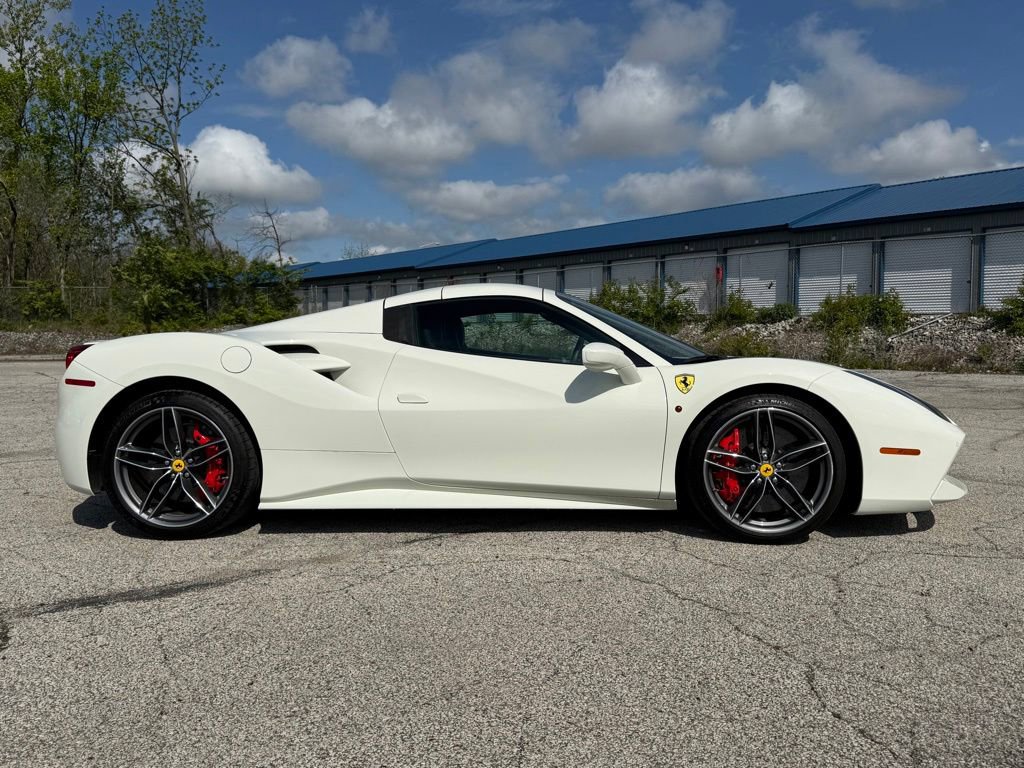 Used 2019 Ferrari 488 Spider RWD image 5