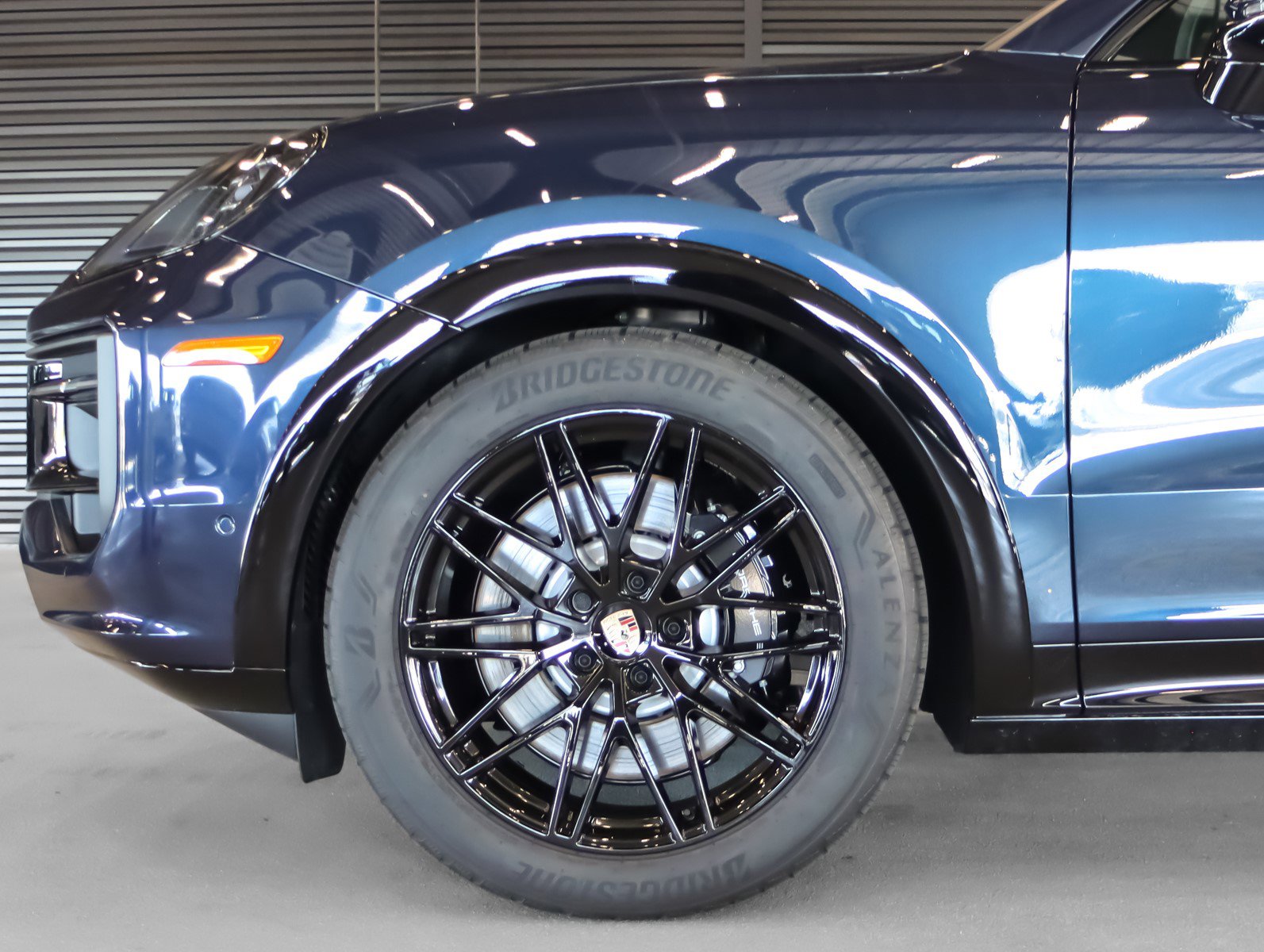 Used 2026 Porsche Cayenne GTS image 12